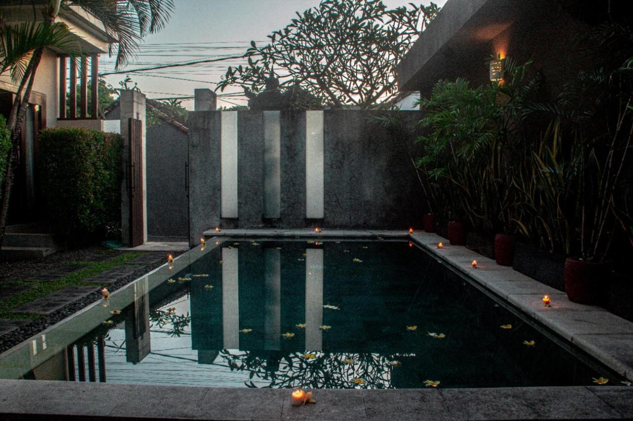 Room Valka Bali Seminyak Exterior photo